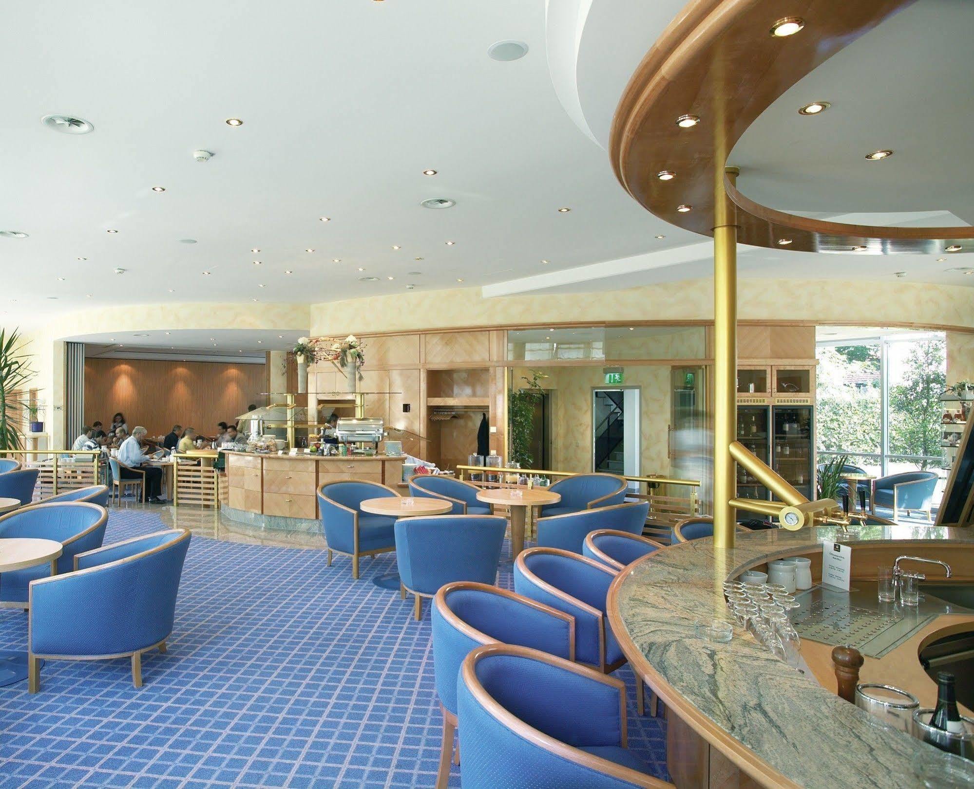 Hotel Schwanen Stuttgart Airport/messe 3*
